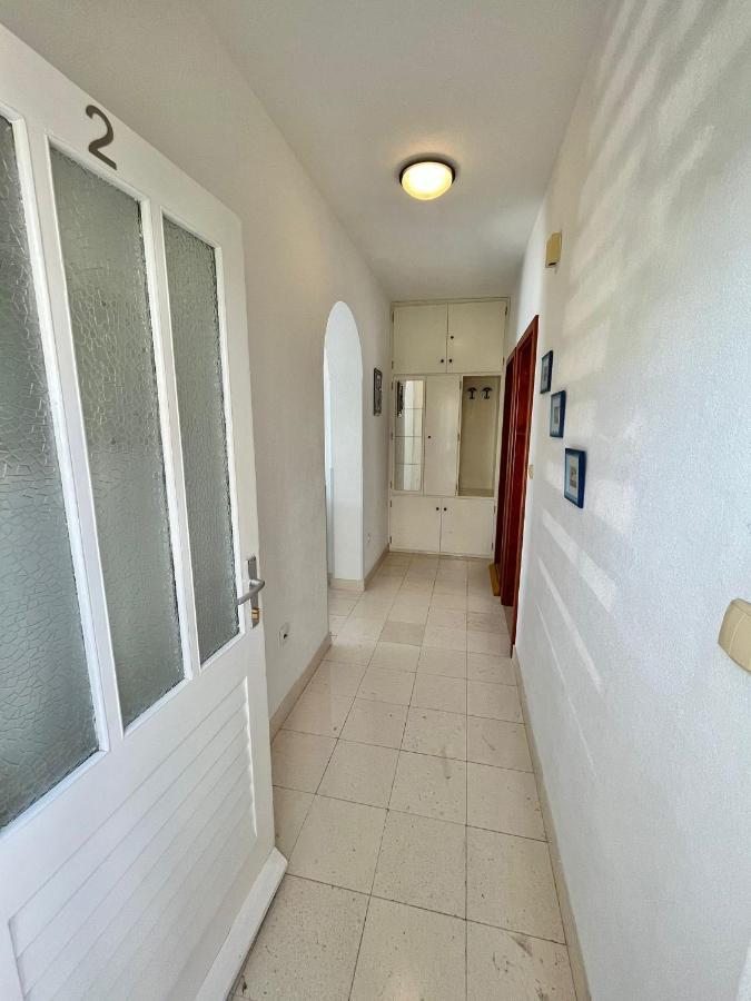 Apartment Merlin Bol Exterior photo
